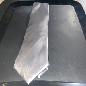 Silver Geoffrey Beene Tie